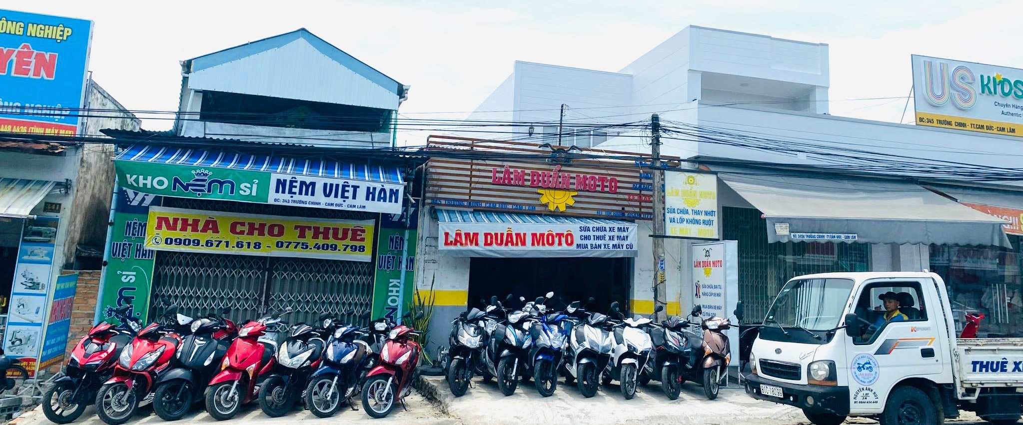 LÀM THẾ NÀO ĐỂ THUÊ XE MÁY KHI TỚI SÂN BAY CAM RANH