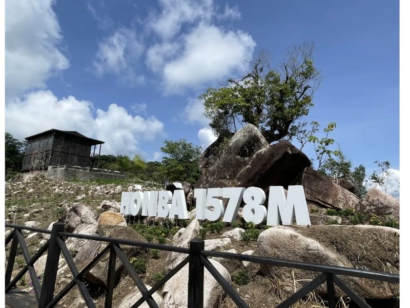 HÒN BÀ_MỘT ĐÀ LẠT THU NHỎ CỦA KHÁNH HÒA